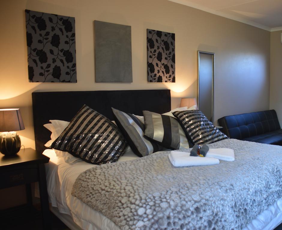 Two Bells Guest House Bloemfontein Bilik gambar