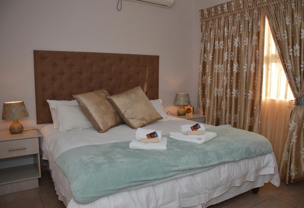 Two Bells Guest House Bloemfontein Luaran gambar