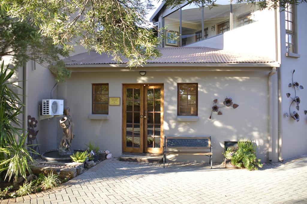 Two Bells Guest House Bloemfontein Luaran gambar